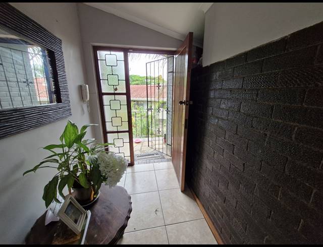3 BEDROOM HOUSE TO LET IN DAWNCLIFFE